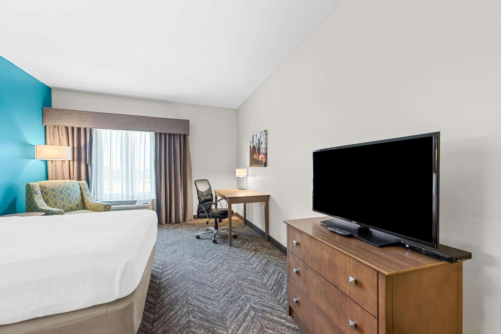 Best Western Plus Bolivar Hotel & Suites Exterior foto