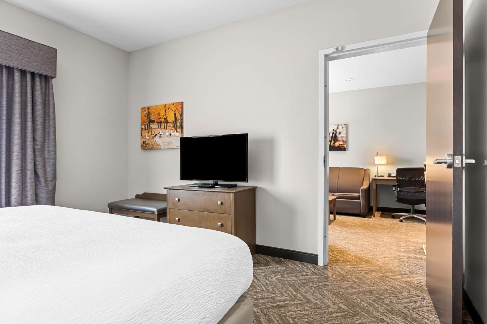Best Western Plus Bolivar Hotel & Suites Exterior foto