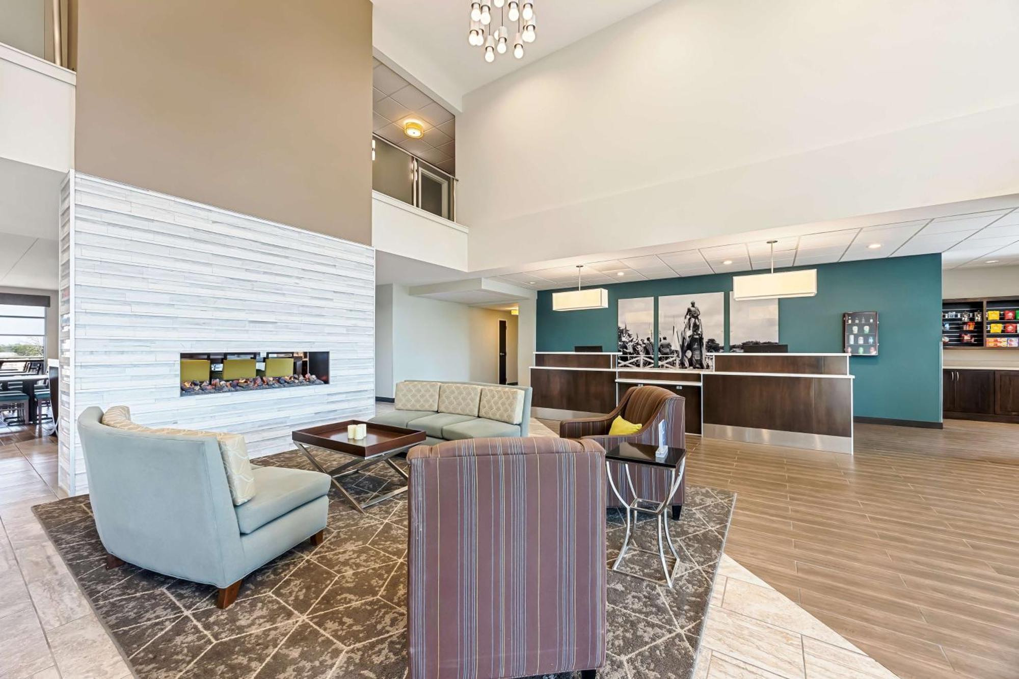 Best Western Plus Bolivar Hotel & Suites Exterior foto